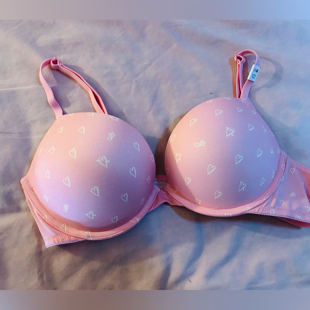 Victoria's Secret PINK line Light Pink Heart Pattern Bra 36B NWT in plastic